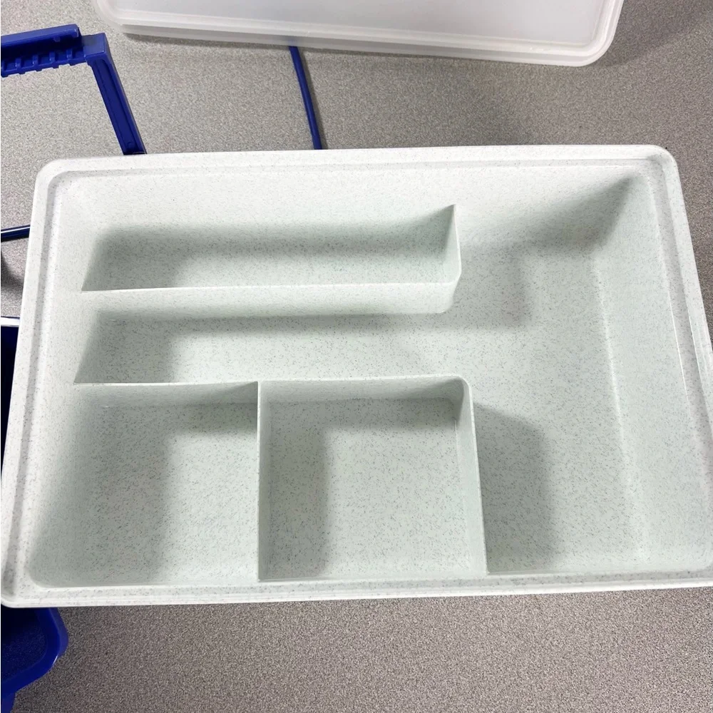 Vintage Tupperware Tuppercraft White Blue Craft/Tackle Set with Handle‎ like new